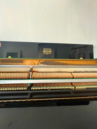 Kawai CE7 Piano Negro