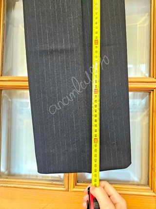 Pantalón raya diplomática azul marino zara