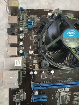 Scheda madre ASUS P7P55 LX  processore Intel i5