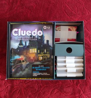 Cluedo Traición en la Mansión Tudor