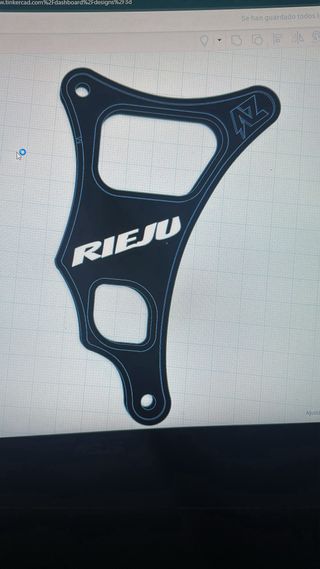Cubrepiñón Rieju AM6: ¡Personalizable!