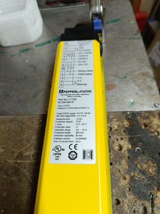 Barrera fotoeléctrica Pepperl+Fuchs SLC90-900-R