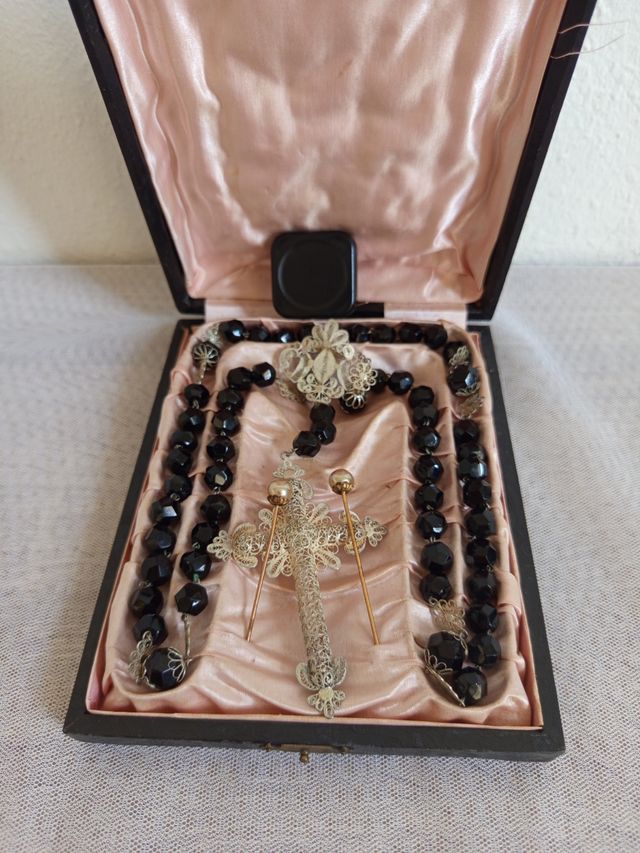 Rosario in argento antico + astuccio