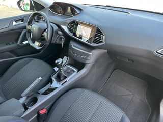 Peugeot 308 SW 1.5BlueHDI Style -Impecable!!
