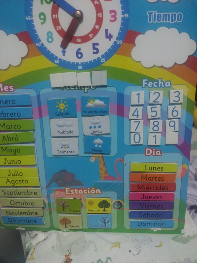 Calendario Infantil + Pelota Real Madrid