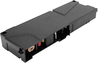 Fuente alimentación PS4 ADP-240AR a ESTRENAR
