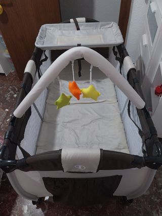 Se vende cuna de viaje sin usar...
