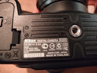 Cámara Nikon D3200 + Objetivo