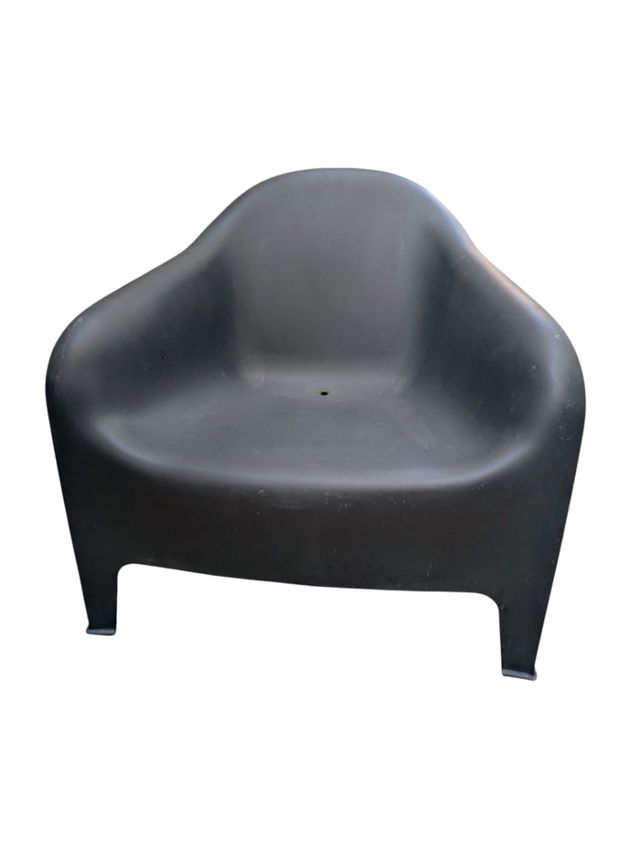 Dos Sillones Ikea exterior gris plástico