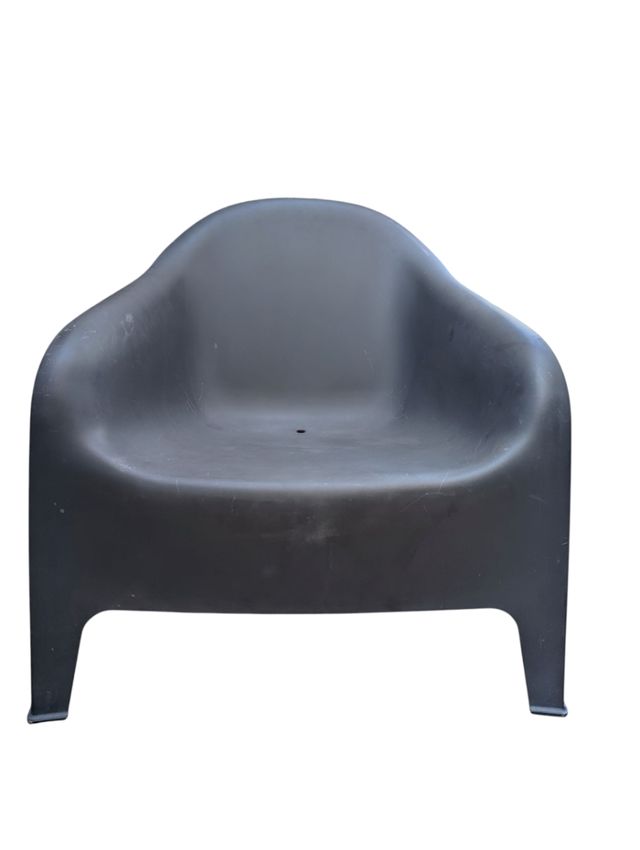 Dos Sillones Ikea exterior gris plástico