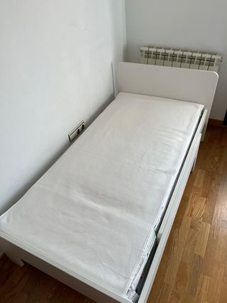 Cama infantil IKEA SlÄKT blanca