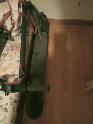 Patinete eléctrico skb 