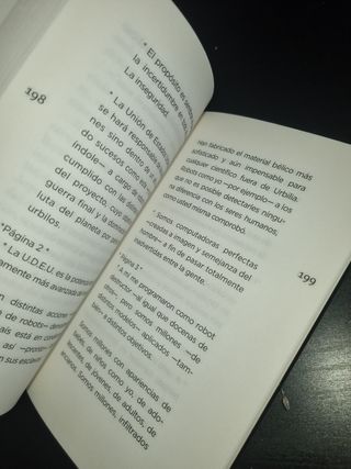 ¡Socorro! (12 cuentos para caerse de miedo)