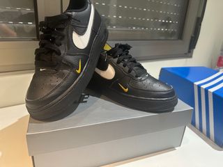 Nike Air Force 1 LV8 - Zapatillas Negras