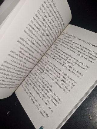 Una mano en la piedra (Pizca De Sal / Pinch of ...