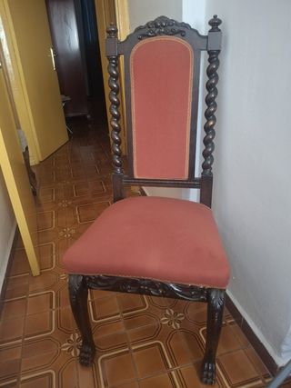 Sillas antiguas de nogal