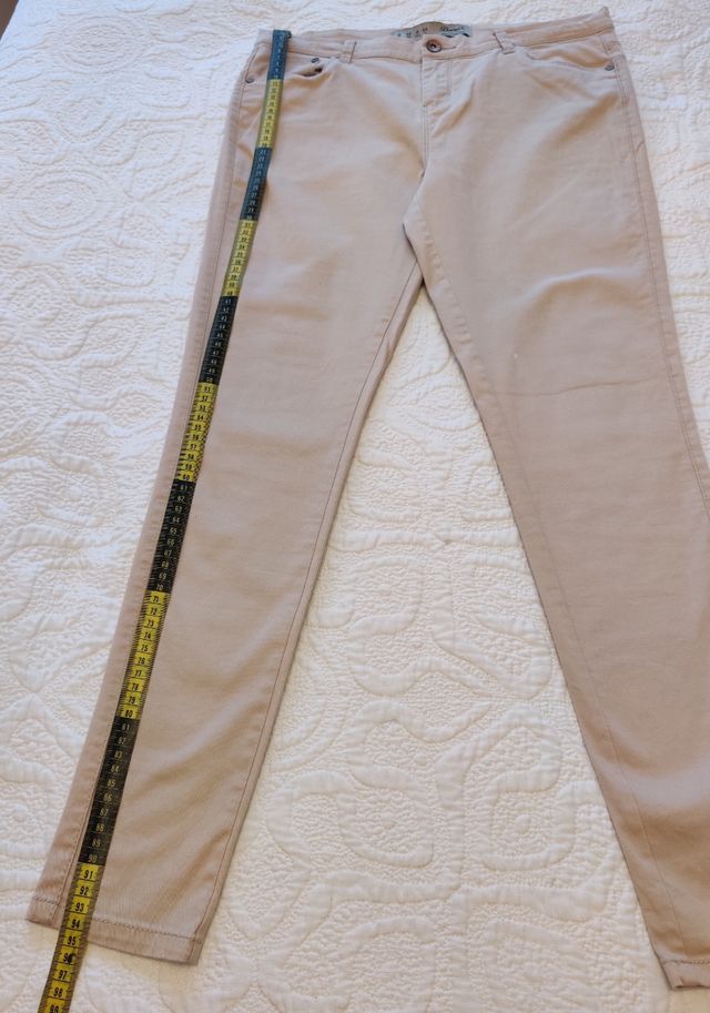 Pantalón pitillo beige claro - Caqui mujer