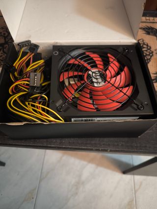 Fuente alimentación Unyka 700W ATX fuente gaming