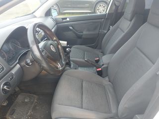 Volkswagen Golf 2005