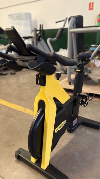 Bicicleta Technogym. Group Cycle.