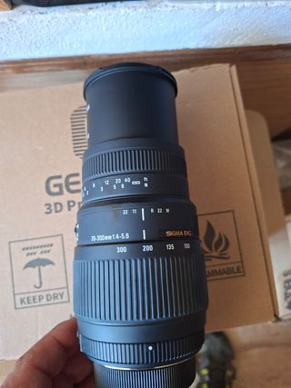 Objetivo Sigma 70-300mm DG