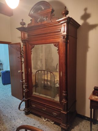 Armario Alfonsino antiguo