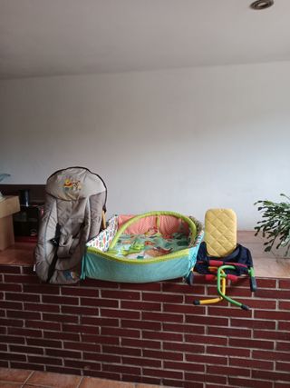 Hamaca, cobertor juegos y trona