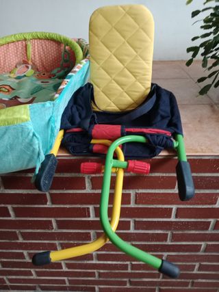 Hamaca, cobertor juegos y trona