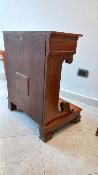 2 comodini/inginocchiatoi da camera  stile barocco