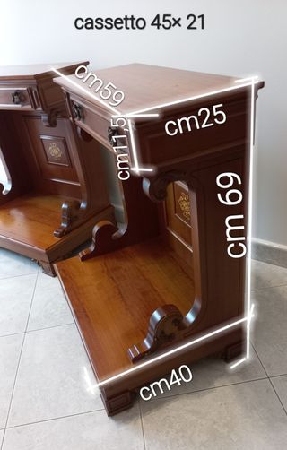 2 comodini/inginocchiatoi da camera  stile barocco