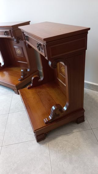 2 comodini/inginocchiatoi da camera  stile barocco