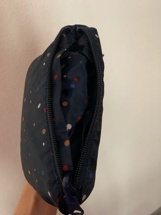 Chubasquero de lunares