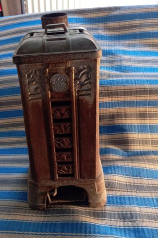 Estufa leña antigua