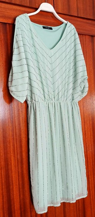Vestido de Vila aguamarina con abalorios plateados
