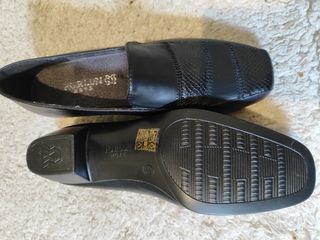 Zapatos Hurlan Piel Negra, tacón bajo