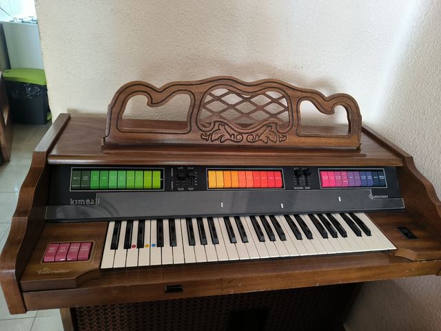 URGE VENTA OFERTA.Órgano Kimball Caravan Vintage.