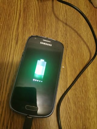 Samsung Galaxy - móvil negro