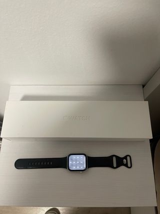 Apple Watch Series 5 - 44mm - Negro/Plata