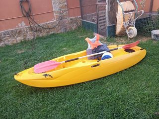 Kayak individual amarillo