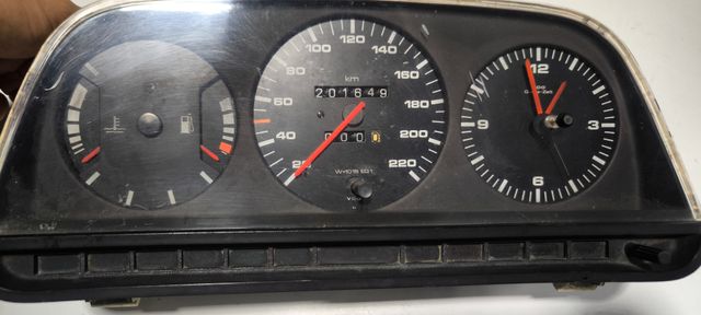 Cuadro instrumentos Audi 100