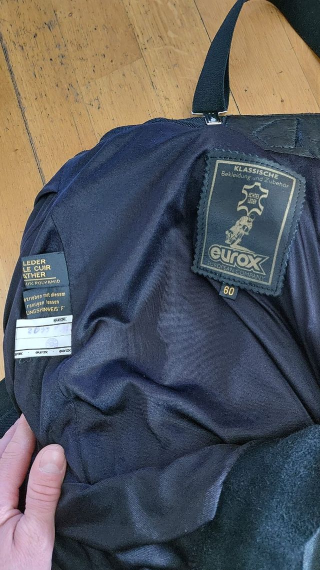 Pantalones moto cuero