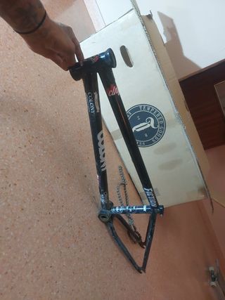 Cuadro BMX Colony 21" - usado