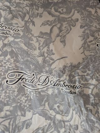 Tocado Fredi D'Ambrosio negro y amarillo