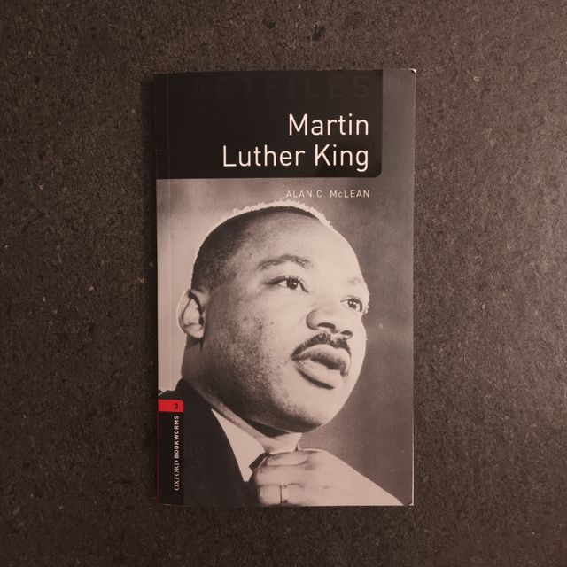 Oxford Bookworms Library Factfiles: Level 3:: M...