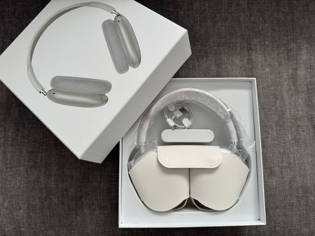 Auriculares inalámbricos max - Gris y blanco