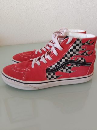 VANS SK8-HI rojas y negras