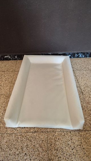 Cambiador bebé flexible.