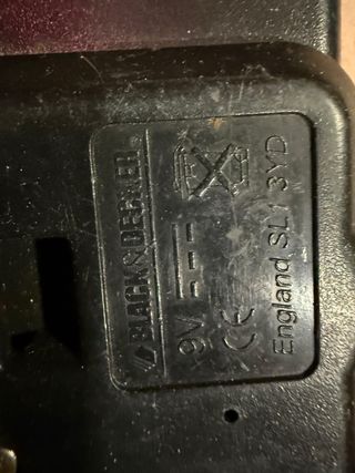 Detector metales y electricidad Black&Decker 