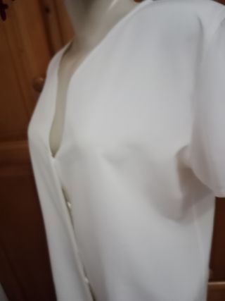 Blusa blanca elegante