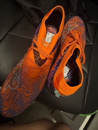 Botines Puma Fútbol - Multicolor 
Neymar
